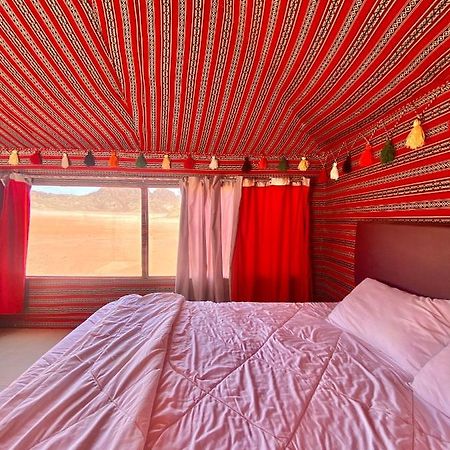 Wadi Rum Silk Road Camp מראה חיצוני תמונה