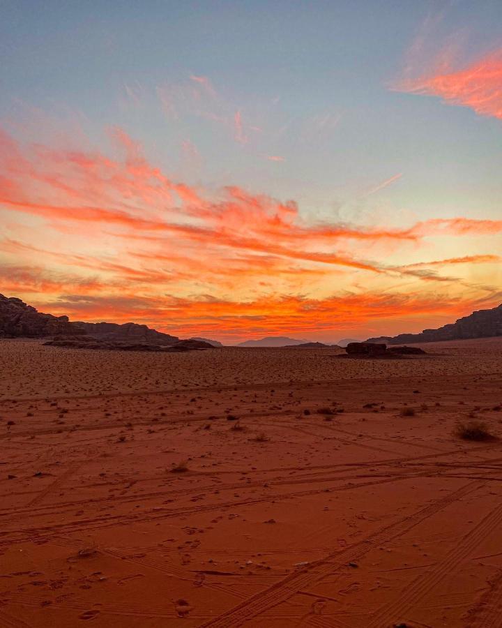 Wadi Rum Silk Road Camp מראה חיצוני תמונה