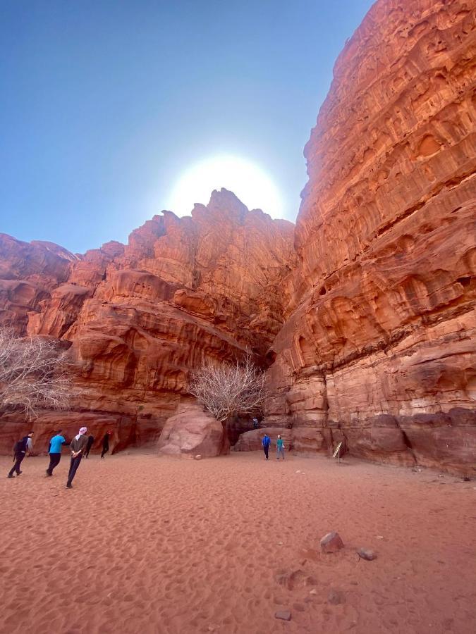 Wadi Rum Silk Road Camp מראה חיצוני תמונה
