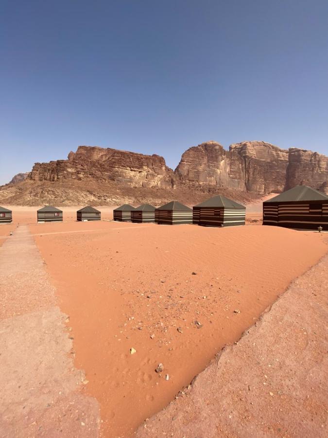 Wadi Rum Silk Road Camp מראה חיצוני תמונה