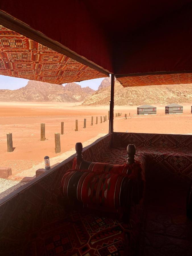 Wadi Rum Silk Road Camp מראה חיצוני תמונה