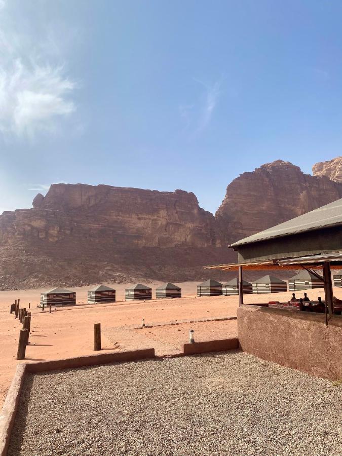 Wadi Rum Silk Road Camp מראה חיצוני תמונה