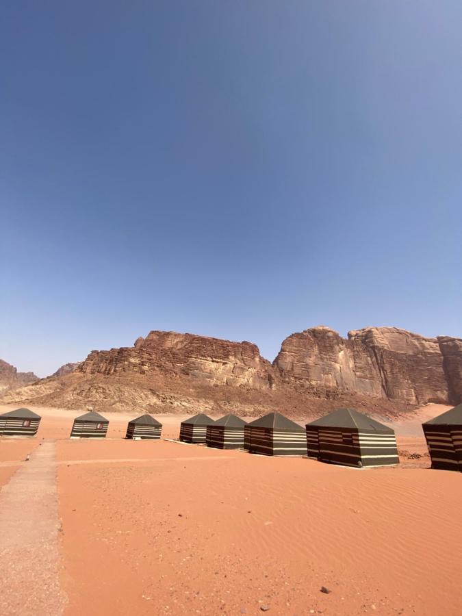 Wadi Rum Silk Road Camp מראה חיצוני תמונה