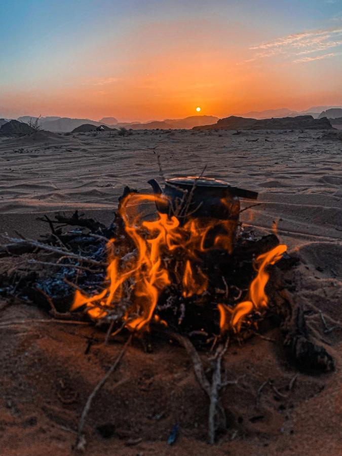 Wadi Rum Silk Road Camp מראה חיצוני תמונה