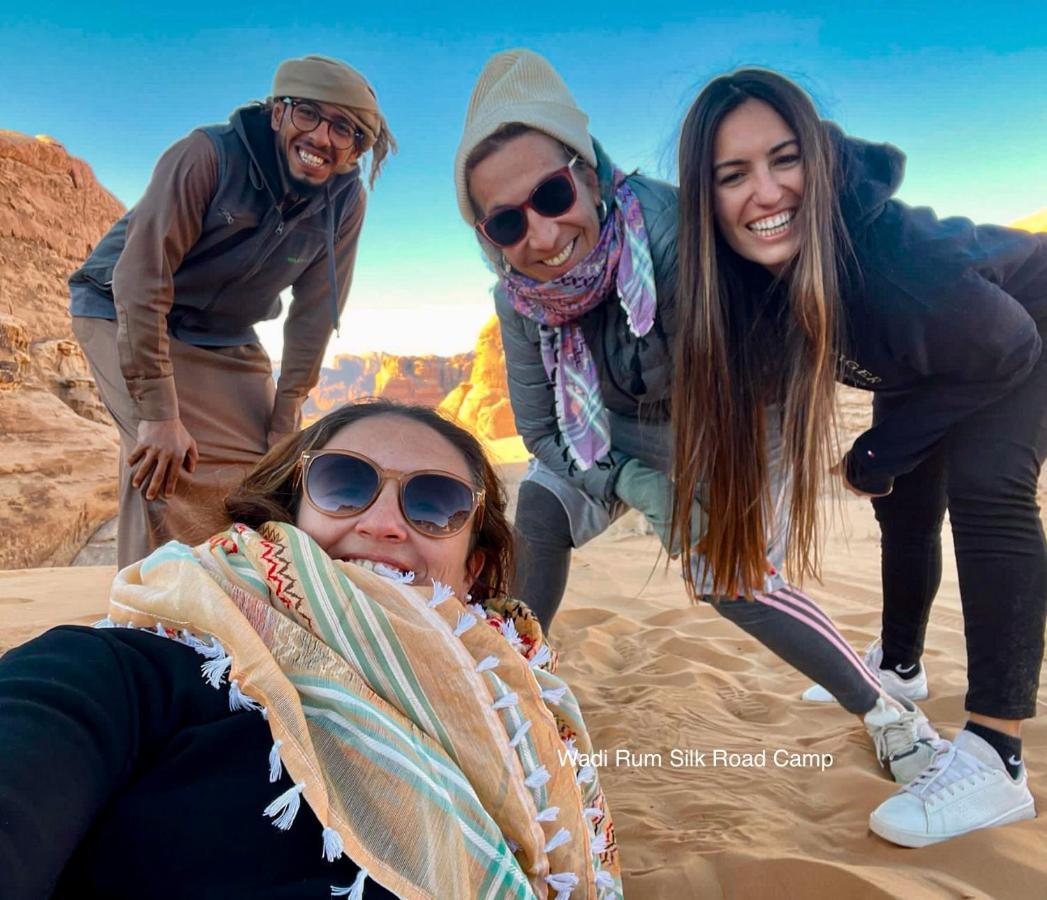 Wadi Rum Silk Road Camp מראה חיצוני תמונה