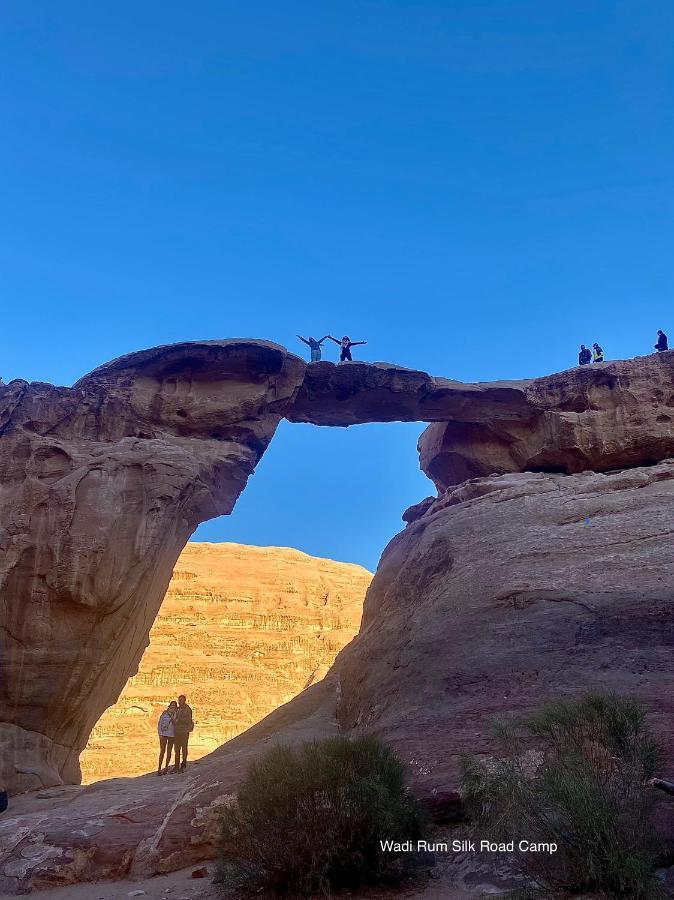 Wadi Rum Silk Road Camp מראה חיצוני תמונה