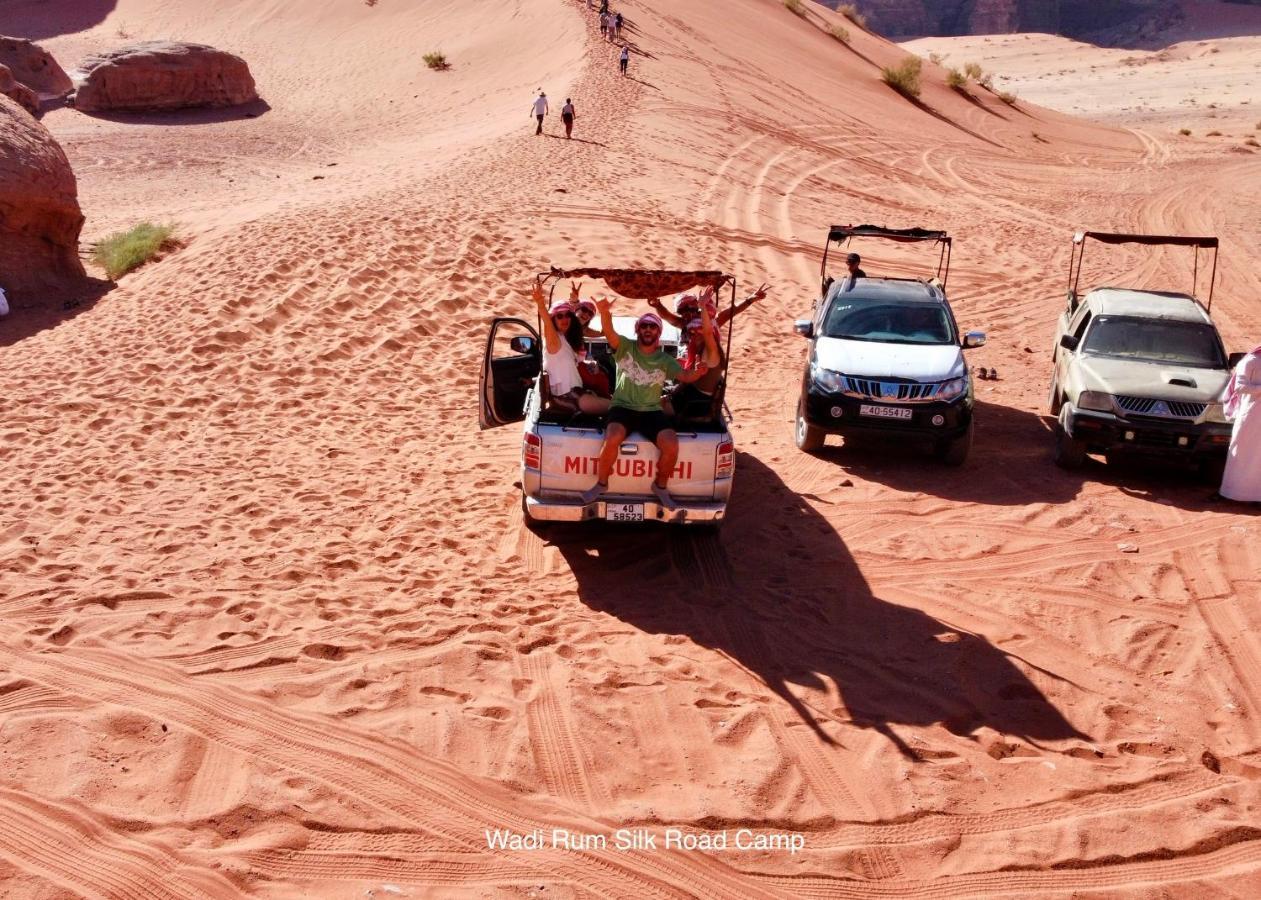 Wadi Rum Silk Road Camp מראה חיצוני תמונה