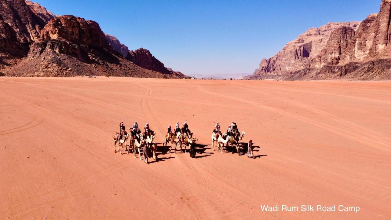Wadi Rum Silk Road Camp מראה חיצוני תמונה