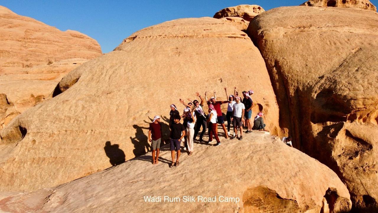 Wadi Rum Silk Road Camp מראה חיצוני תמונה