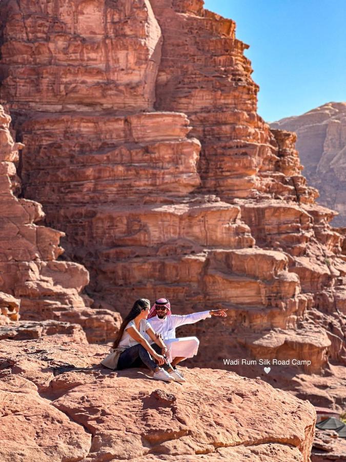 Wadi Rum Silk Road Camp מראה חיצוני תמונה