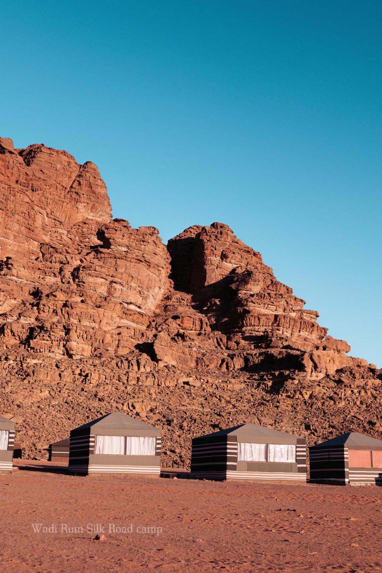 Wadi Rum Silk Road Camp מראה חיצוני תמונה